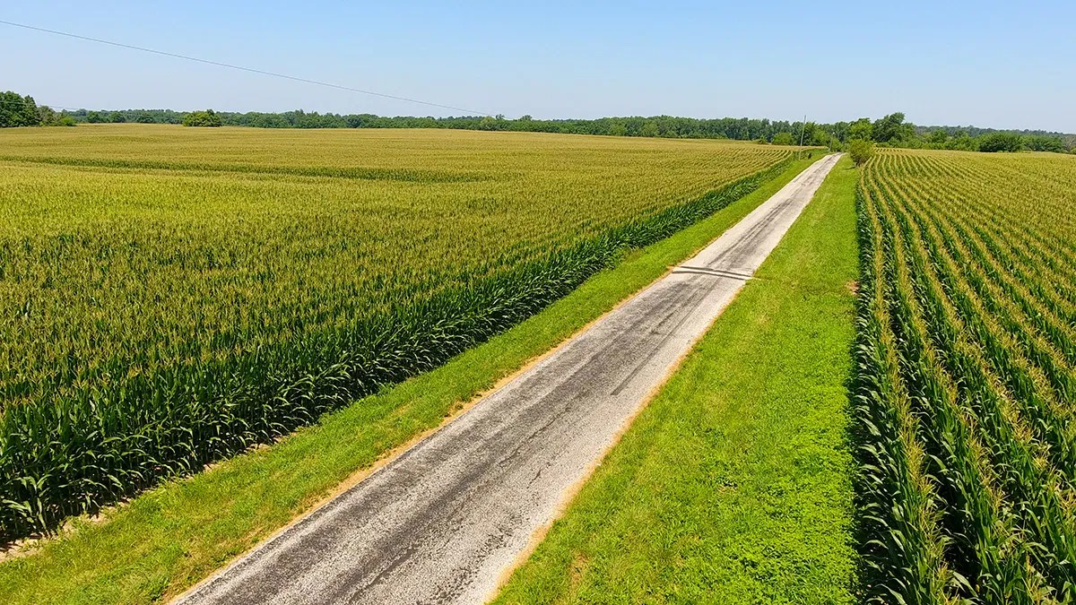 FARMLAND AUCTION PRIME OHIO FARM AUCTION 166.5+/ ACRES IN 2 TRACTS IN PREBLE COUNTY, OHIO